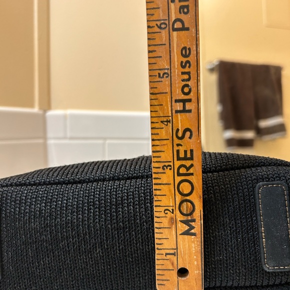 The Sac - This is a Great Little Bag! Extremely Clean! - Picture 10 of 10